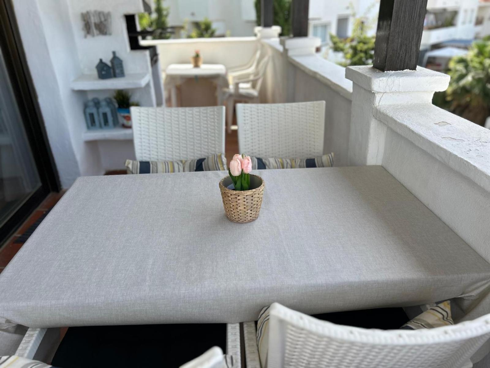 Lejlighed Pueblo Evita. Stunning Sea And Mountain Views, Close To Amneties. Benalmádena
